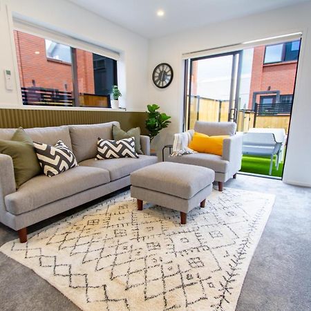 New Sophisticated City Pad Apartment Christchurch Bagian luar foto