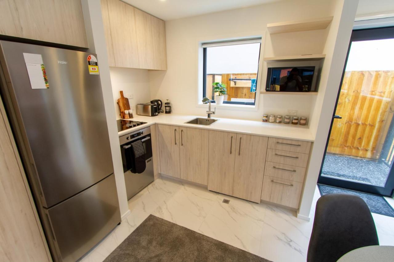 New Sophisticated City Pad Apartment Christchurch Bagian luar foto