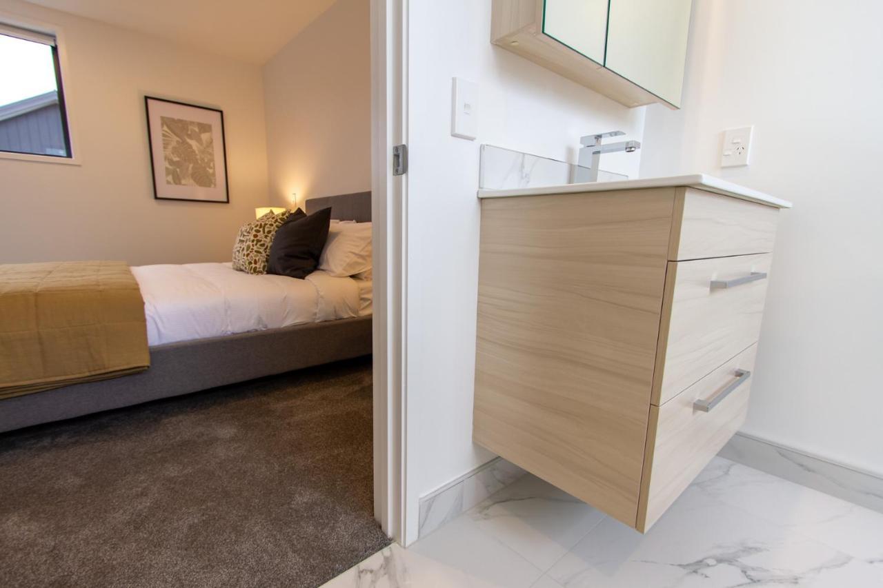New Sophisticated City Pad Apartment Christchurch Bagian luar foto