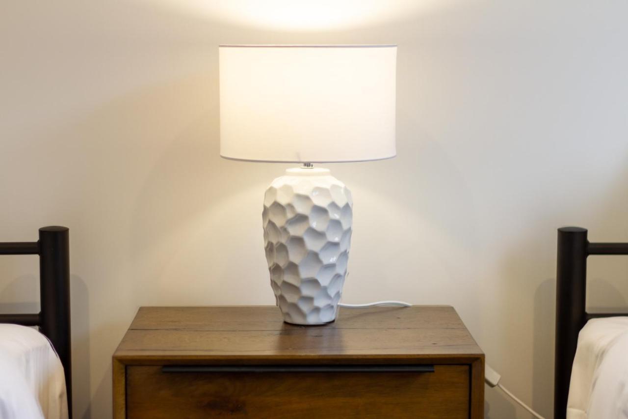 New Sophisticated City Pad Apartment Christchurch Bagian luar foto