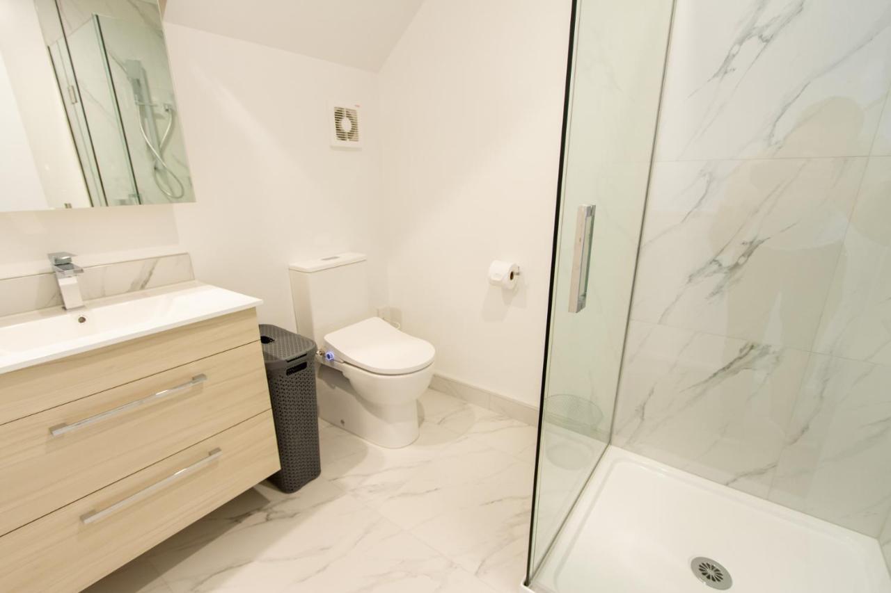 New Sophisticated City Pad Apartment Christchurch Bagian luar foto