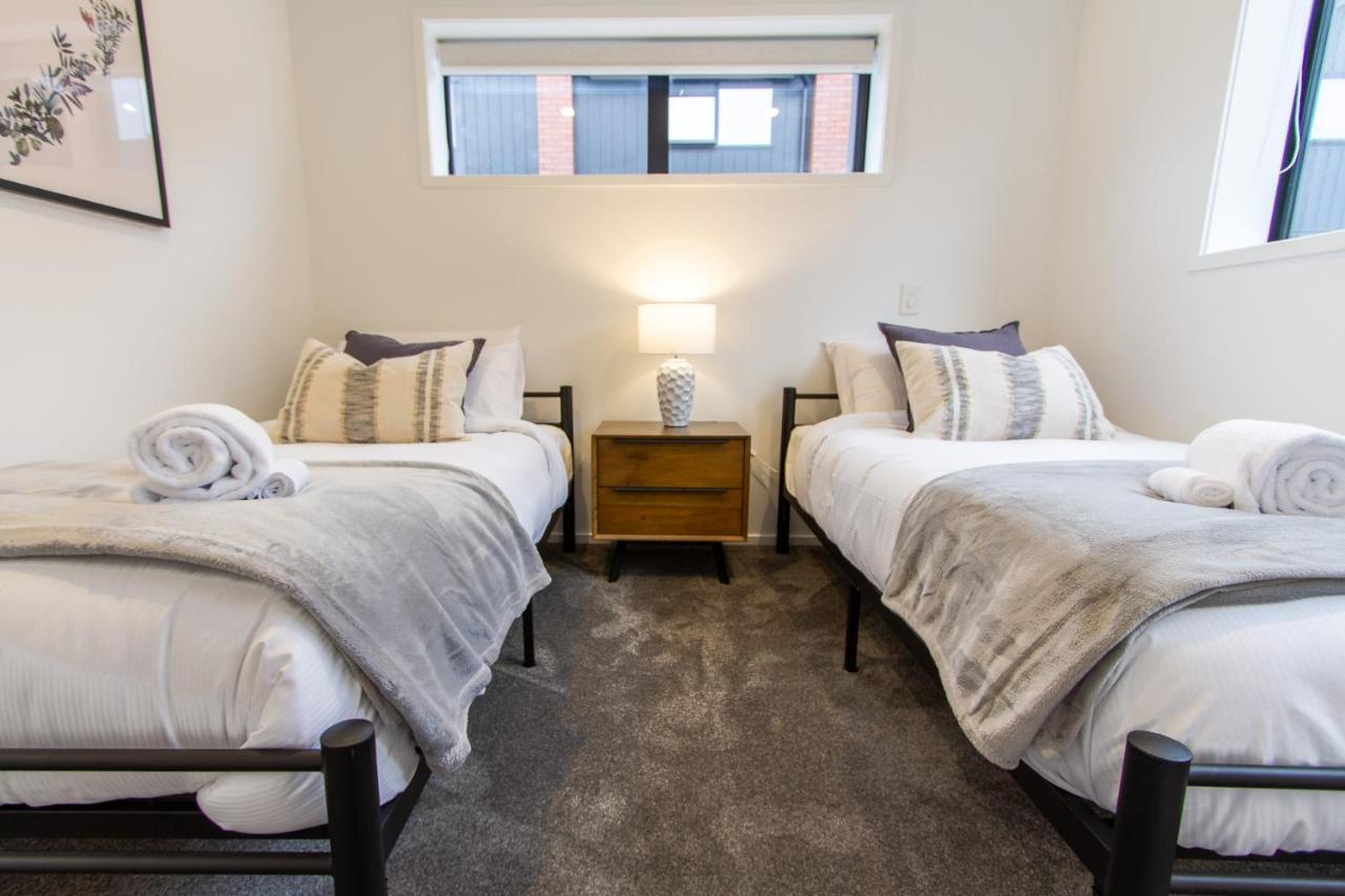New Sophisticated City Pad Apartment Christchurch Bagian luar foto