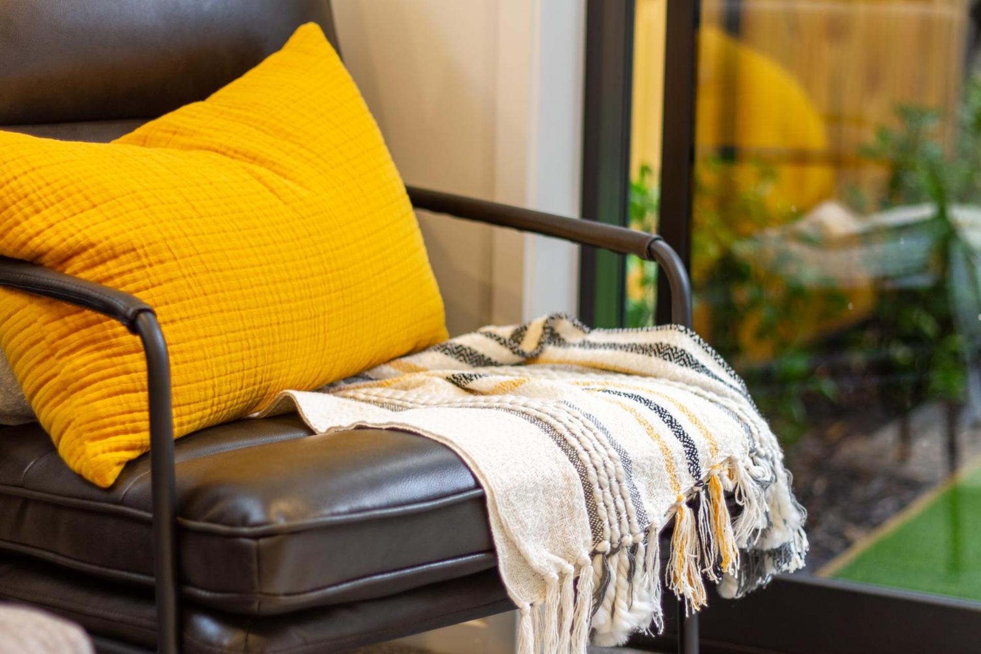 New Sophisticated City Pad Apartment Christchurch Bagian luar foto