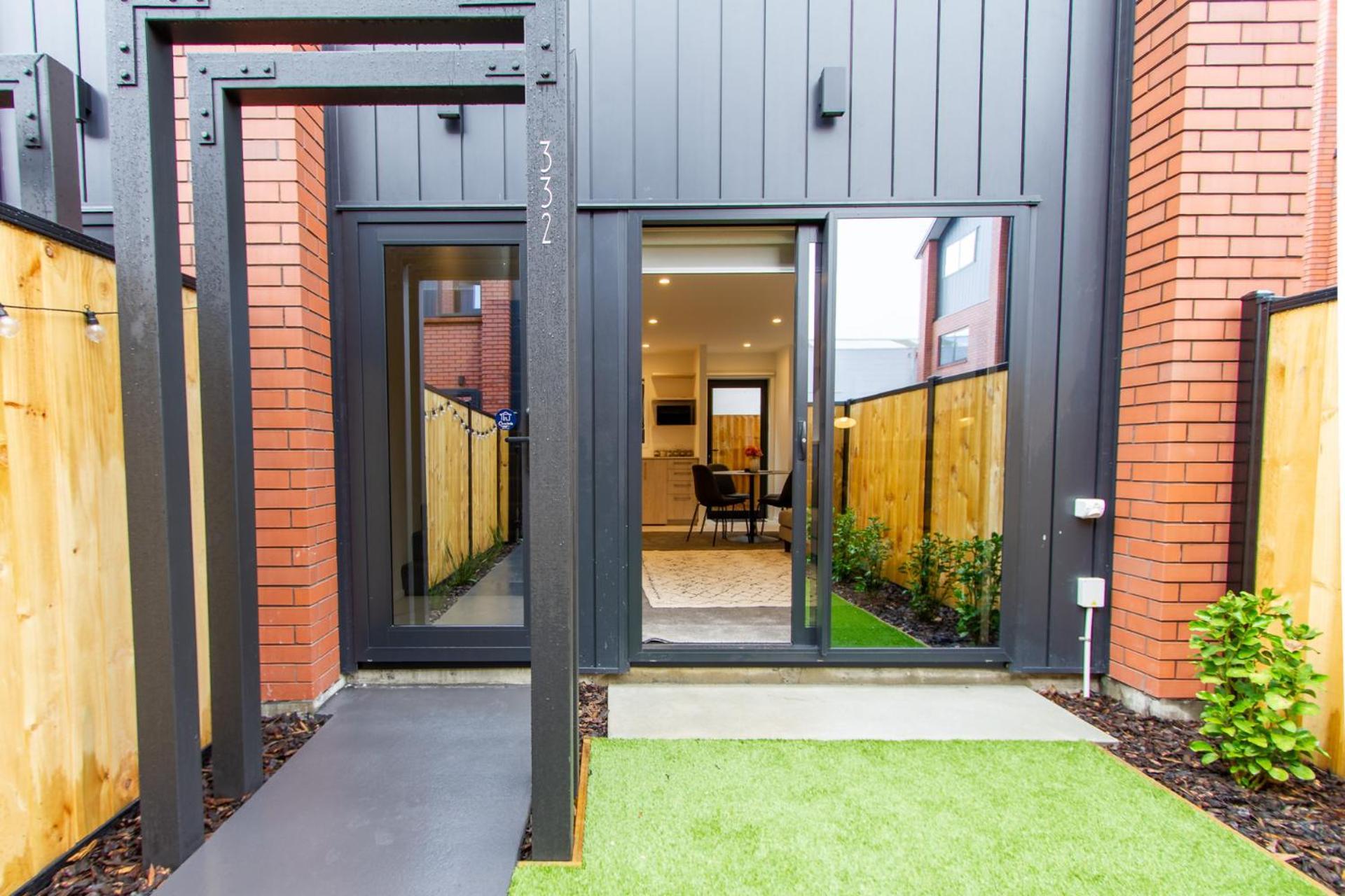 New Sophisticated City Pad Apartment Christchurch Bagian luar foto